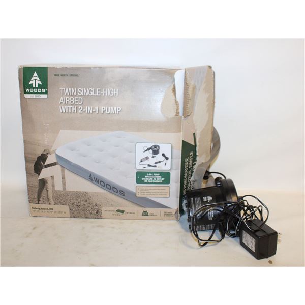 WOODS TWIN AIRBED & PUMP
