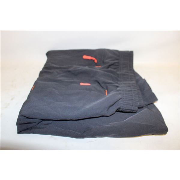 NEW GREY 2XL MENS SHORTS