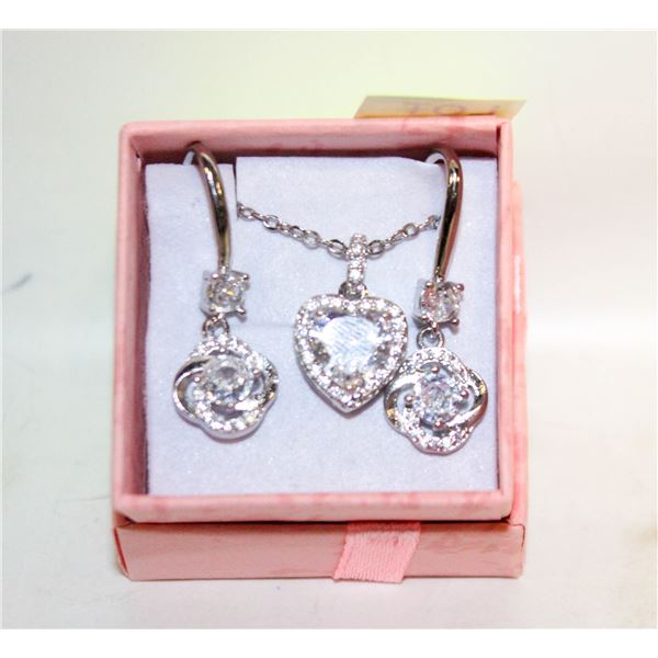 NEW HEART PENDANT NECKLACE+EARRING SET