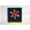 Image 1 : NEW SHOOTING STAR SNOWFLAKE BROOCH