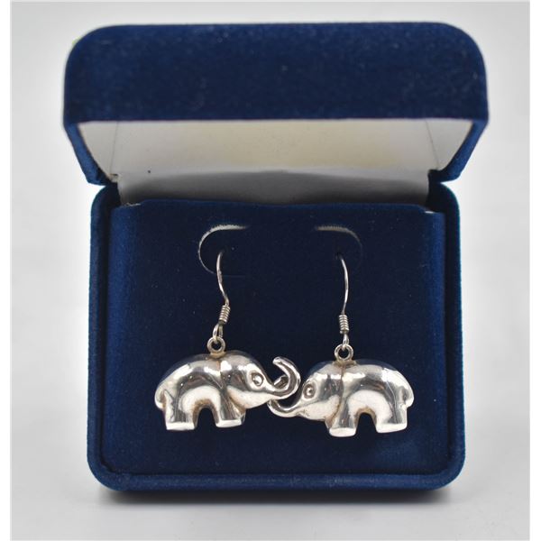 STERLING SILVER ELEPHANT EARRINGS - 4.48 G'S