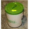 Image 1 : STEEL PET FOOD STORAGE CONTAINER