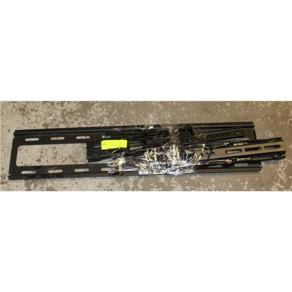 LOCTEK TELEVISION WALL MOUNT