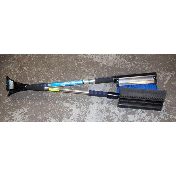 2 - 3 IN 1 TELESCOPIC SNOWBRUSHES