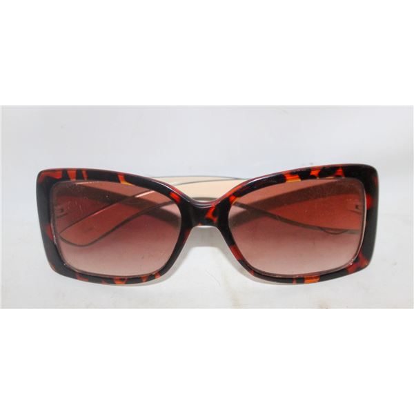 ALFRED SUNG SUNGLASSES-ESTATE