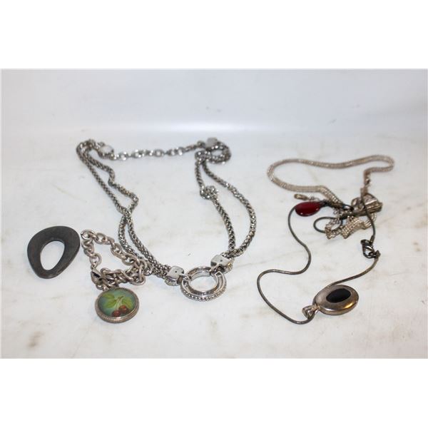 ESTATE JEWELRY IN SILVER PLATED BOX-ESTATE