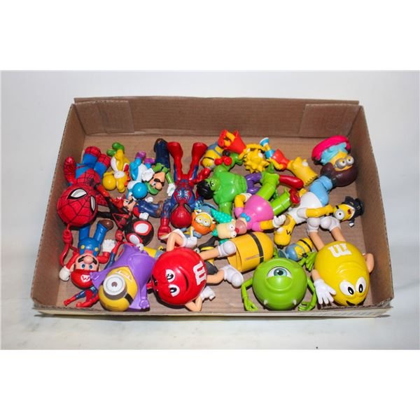 FLAT OF ACTION FIGURES INC MARIO/MINIONS/