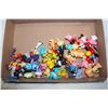 Image 1 : FLAT OF MINI ACTION FIGURES INC PEPPA PIG ETC