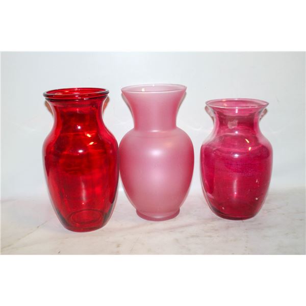 COLLECTION OF VASES