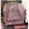 Image 1 : BERNDARDT INTERIORS SOLID ACCENT CHAIR