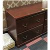 Image 1 : 2-DRAWER FILING CABINET