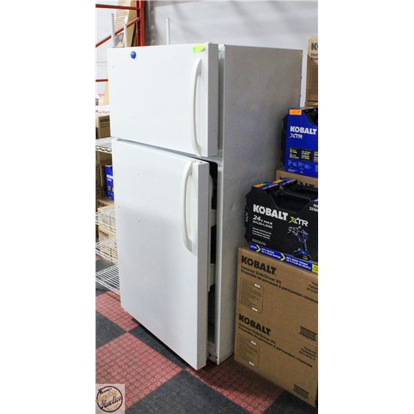 USED WHITE FRIDGE 65" X 30" X 32"