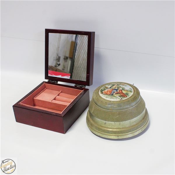 ANTIQUE FACE POWDER LIDDED MUSIC