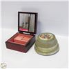 Image 1 : ANTIQUE FACE POWDER LIDDED MUSIC