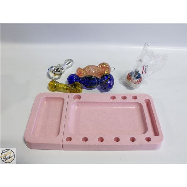 5 X GLASS PIPE AND ROLLING TRAY