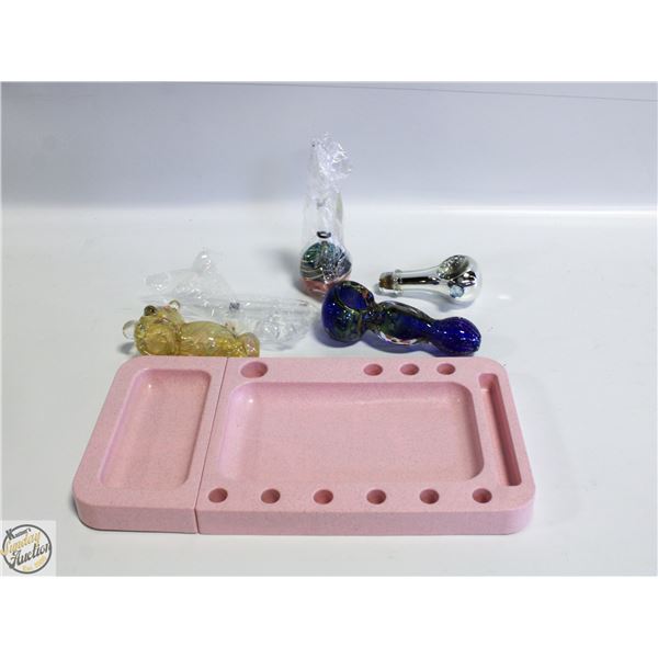 5 X GLASS PIPE AND ROLLING TRAY