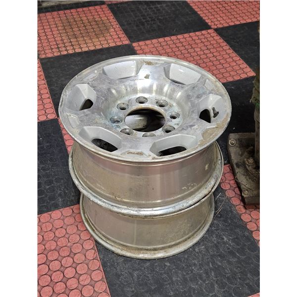 PAIR OF ALUMINUM RIMS