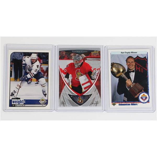 3 HOCKEY CARDS IN SLEEVES, MARK MESSIER..