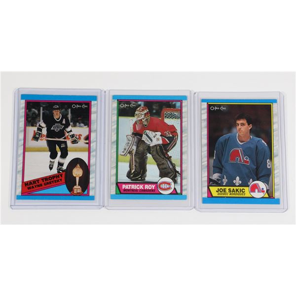 3 HOCKEY CARDS IN SLEEVES, GRETZKY..