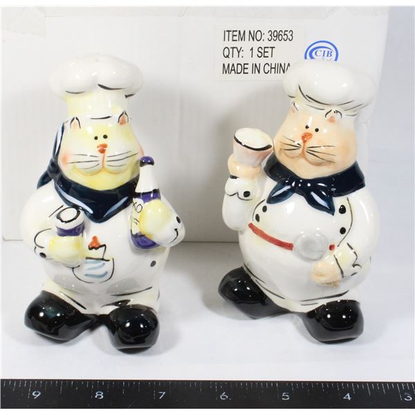 NEW ITEM 39653 CAT CHEFS SALT & PEPPER SHAKERS