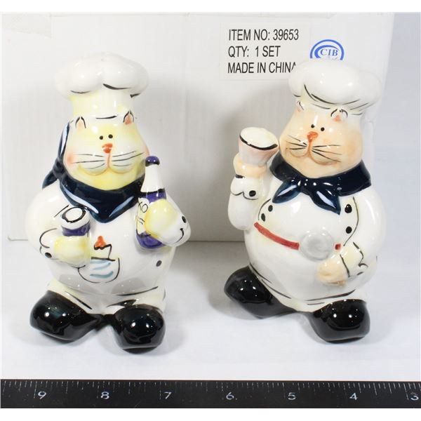 NEW ITEM 39653 CAT CHEFS SALT & PEPPER SHAKERS