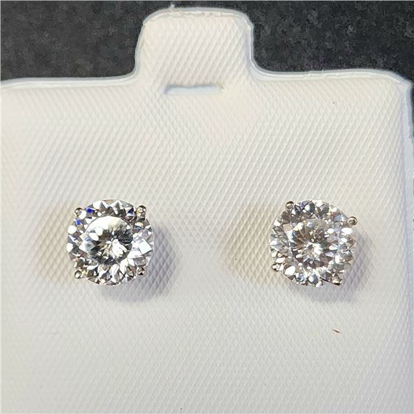 14K WHITE GOLD LASER CUT WHITE MOISSANITE TEST