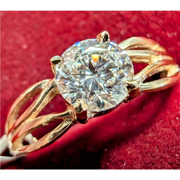 10K YELLOW GOLD 1.56G LAB DIAMOND 0.6CT RING