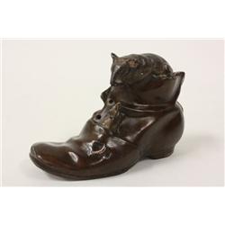 Patinated Austrian bronze Mouse in Shoe