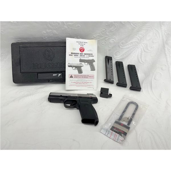 RUGER SR40 SEMI-AUTOMATIC PISTOL MODEL 3470 WITH MAGAZINES, LOADER AND CASE