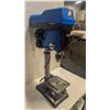 Image 3 : MASTERCRAFT 10" DRILL PRESS
