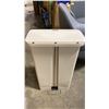 Image 3 : RUBBERMAID COMMERCIAL SLIMJIM STEP-ON WASTE RECEPTACLE *IN BOX*