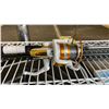 Image 3 : 3 FILLER GLASS 2 PCS SPINNING RODS WITH REELS, & 2 MIXED CARBON 2 PCS SINNER RODS WITH REELS