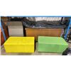 Image 1 : 2 FABRIC OTTOMANS, 2 L-SHAPE FABRIC CHAIRS, & WOODEN NURSES STATION WITH CUSHION