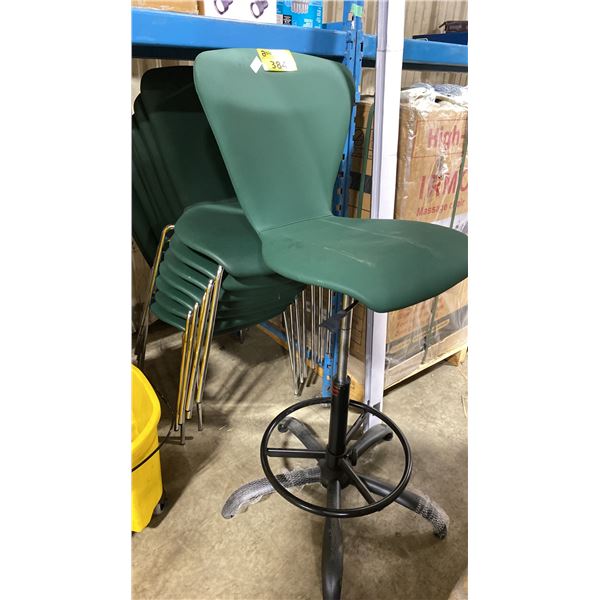 STACK OF 7 GREEN PADDED STACKING CHAIRS & GREEN GAS LIFT SWIVEL STATIONARY DRAFTING STOOL