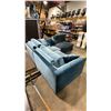 Image 3 : BLUE MODERN MICROFIBER L-SHAPED 3 SEAT DESIGNER SECTIONAL PCS 88"W X 84"L X 26"H