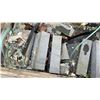 Image 2 : PALLET CRATE OF 400MM X 100MM X 40MM SAW CUT BLACK GRANITE PREMIUM RETAINING WALL/LANDSCAPE STONE