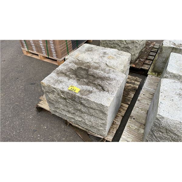 PALLET OF BUSH HAMMER SPLIT WHITE GRANITE 26" X 18" X 18"  *2 PCS*