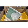 Image 3 : BOX OF ASSORTED SPA/POOL PARTS AND ACCESSORIES