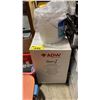 Image 4 : GROUP OF ASSORTED ITEMS - PARTS WASHER, POOL CLEANER SYSTEM, SPA FITTINGS, FRAMED PICTURE AND MORE