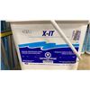 Image 2 : 2-7KG BUCKETS OF X-IT CHLORINE AND ODOUR ELIMINATOR