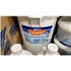 Image 4 : 9 BOTTLES/BUCKETS OF ASSORTED CHEMICALS AND 2 BOXES OF 16OZ/500ML SPRAY BOTTLES AND NOZZLES