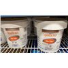 Image 4 : SHELF OF 18 BUCKETS OF SPA/POOL CHEMICALS