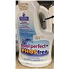 Image 2 : 11 BOTTLES OF POOL CHEMICALS