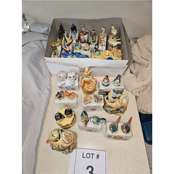 VINTAGE FIGURAL SALT & PEPPER SHAKERS AND MINI CERAMIC NOVELTIES LOT