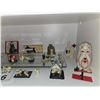 Image 2 : SCOTTISH TERRIER MINIATURE FIGURINES & NOVELTIES DISPLAY LOT