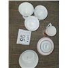 Image 1 : HAZEL ATLAS SCOTTISH TERRIER MILK GLASS DESSERT SET