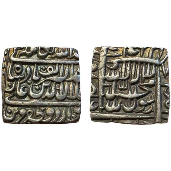 Akbar (1556-1605 AD), silver square rupee, Urdu-Zafar-Qurin mint, AH 1000(alf) , KM 82.8, 11.370g. A