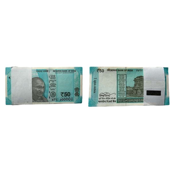 Rupees 50 bundle 2023, signed Shaktikant Das, the bundle starts with a fancy number 000001 and ends 