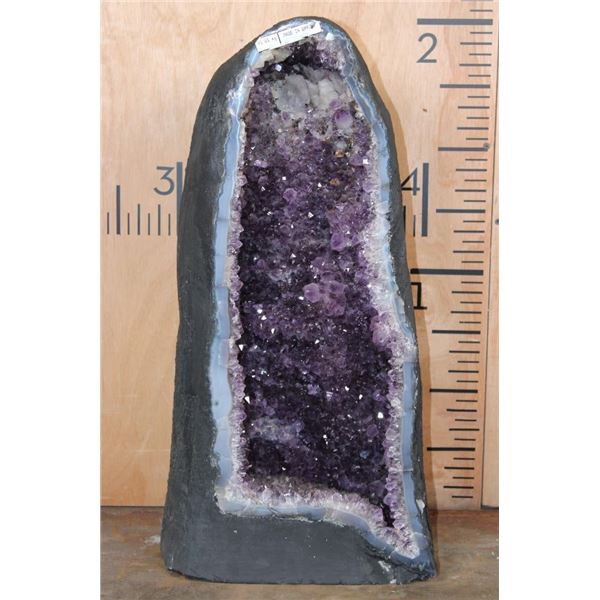 XXL AMYTHYST Crystal Geode Cathedral, Weight: 100.64 lbs!