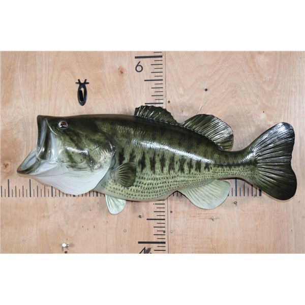 Massive Reproduction LARGE MOUTH BASS Fish Mount